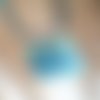 Collier ras du cou avec pendentif carré camaïeu turquoise bleu