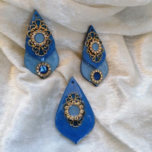 Pendentifs camaîeu bleu pour créations bijoux uniques