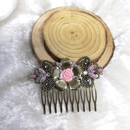 Peigne décoratif douceur rose poudré sur filigrane bronze poli