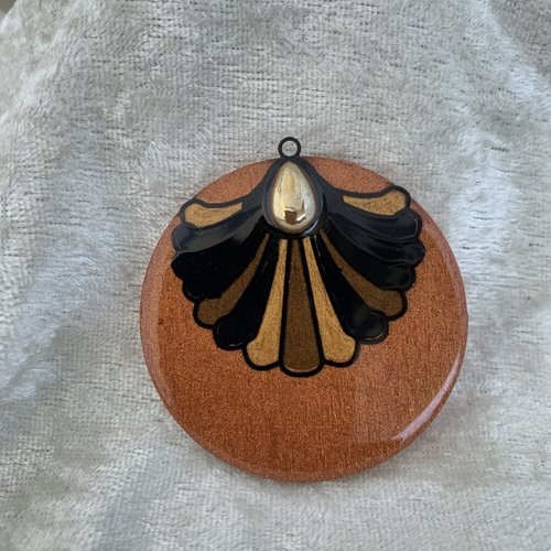 Pendentif orange moiré noir en bois résiné fait main