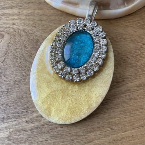 Pendentif vanille strass