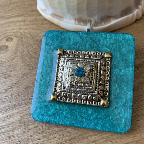 Pendentif turquoise argenté