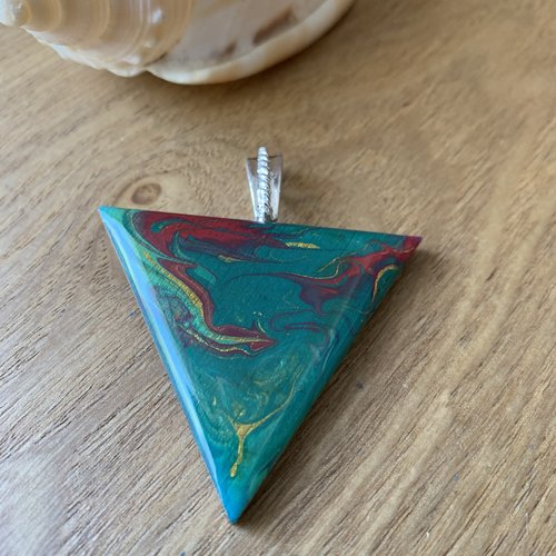 Pendentif triangle