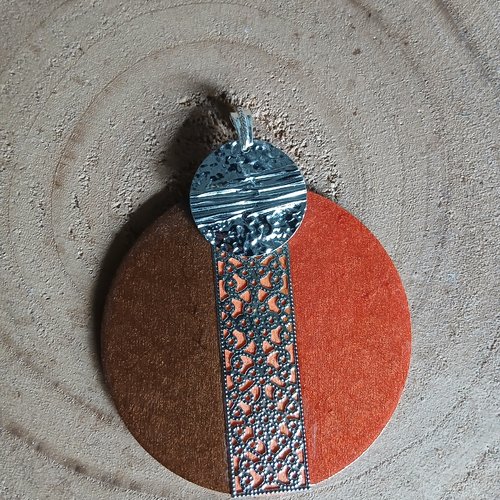 Gros pendentif esprit ethnique 80 mm