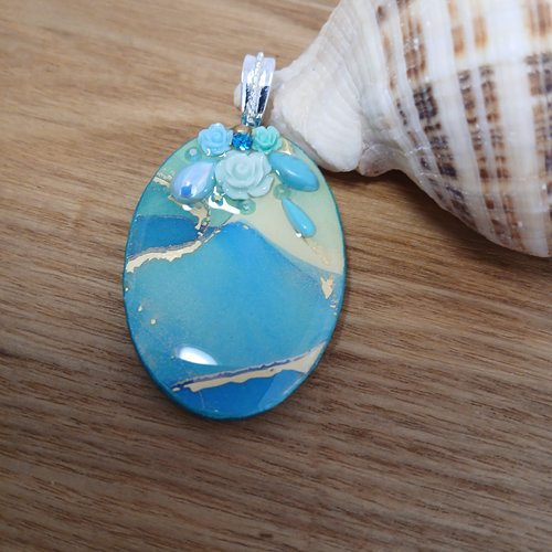 Pendentif camaïeu lagon turquoise