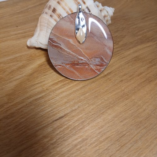 Pendentif en bois resiner effet marbré