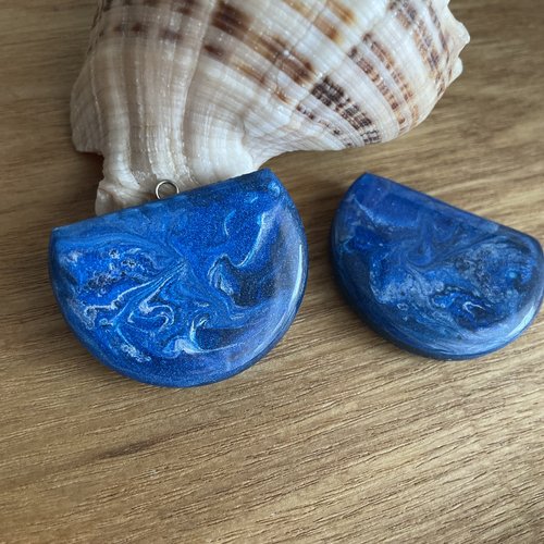 Duo de pendentifs camaïeu bleu