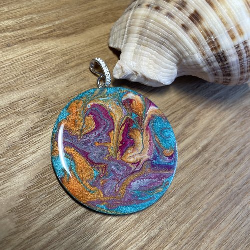 Pendentif bohème en bois résiner multicolore