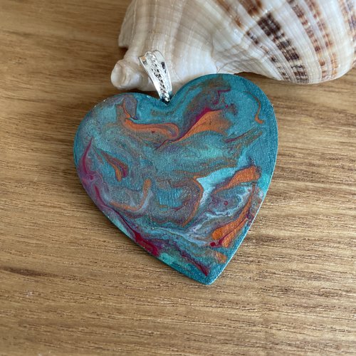 Pendentif cœur multicolore