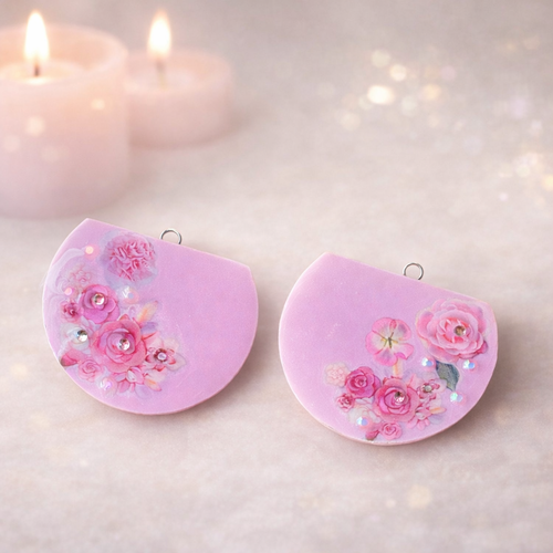 Création pendentifs uniques douceur florale