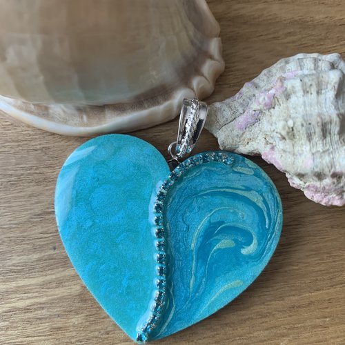 Pendentif cœur  unique douce  turquoise