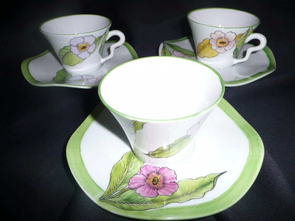 tasse a thé fleurs pastel en porcelaine anglaise aynsley Bone China