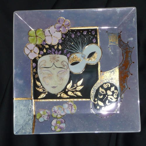 Grand vide-poche carré de décoration (porcelaine peinte main) : masques de carnaval et fleurs pastel