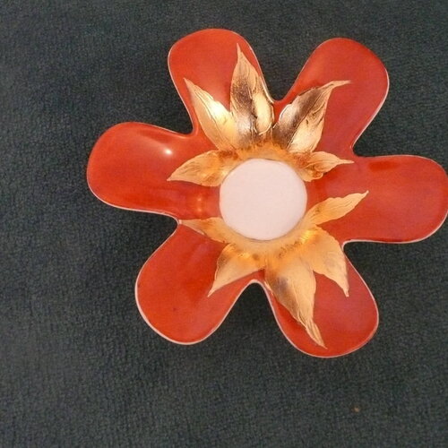 Bougeoir-fleur (6 pétales) : motif feuilles d'or et rouge