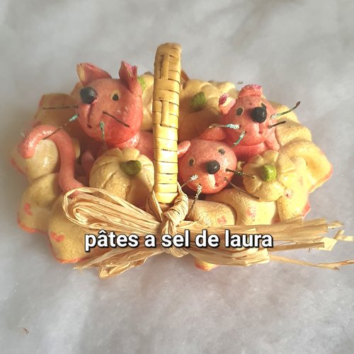 Famille chats en pâte a sel