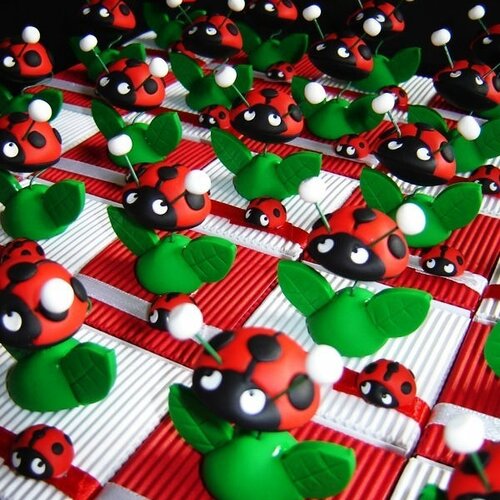 Boîtes à dragées coccinelles