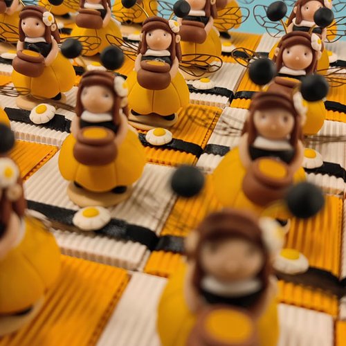 Boîtes à dragées filles abeilles