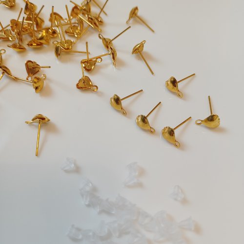 150 supports boucle d'oreilles puces coeur en métal doré 9 x 7 mm
