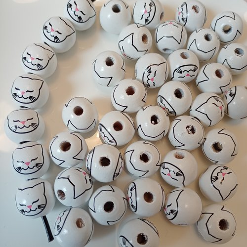 Lot de 20 perles rondes en bois 16 mm chat blanc