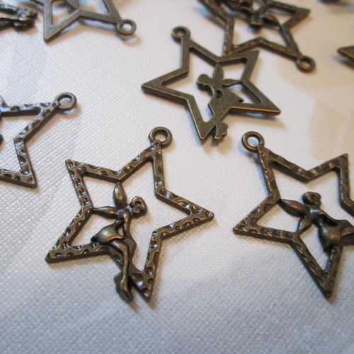 14 breloque fée étoile en métal couleur bronze 28 x 25 mm