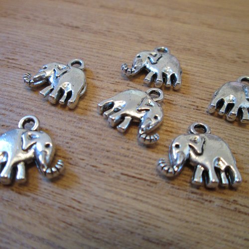 2 breloques éléphant en métal argenté 13x13mm