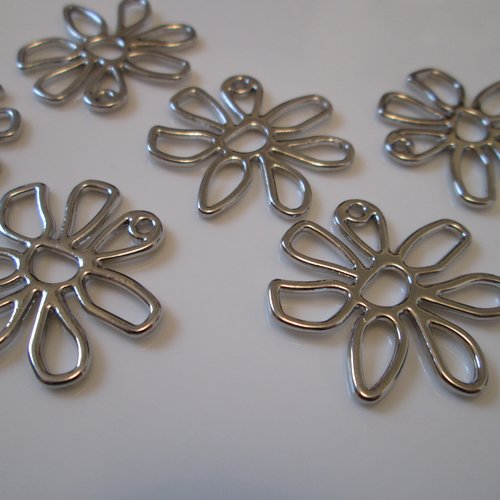2 breloques fleur 23x24 mm en métal argenté