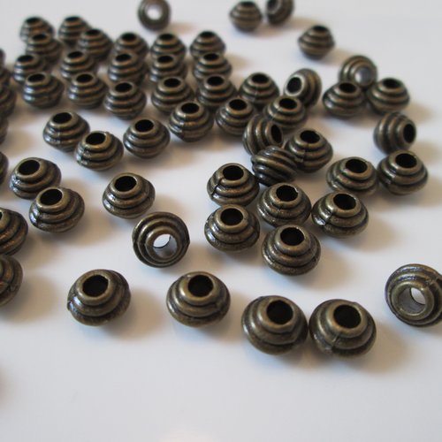 10 perles soucoupe rayée 6 mm métal couleur bronze