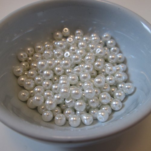 10 perles blanc nacré rondes 4 mm en verre