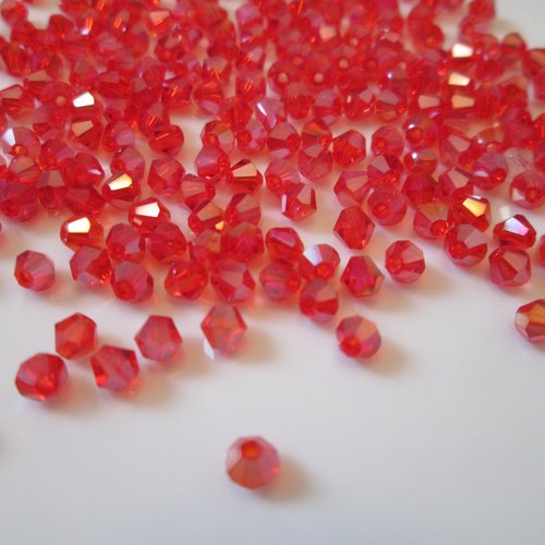 10 perles bicone facettes 3mm en verre rouge groseille