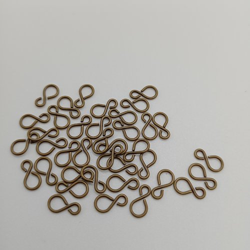 10 anneaux en 8 dimensions 8x4x0.7 mm métal couleur bronze