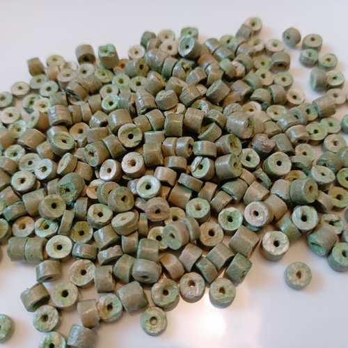 100 perles rondelle 5 mm en coquille de coco vert délavé