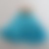 2 grands pompons fil polyester bleu turquoise 75 x 15 mm