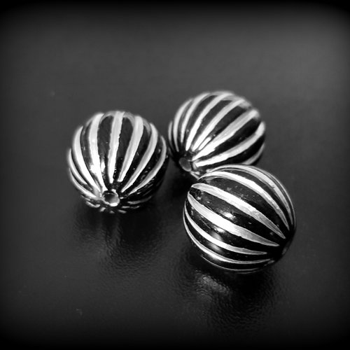 1 grosse perle ronde en acrylique rayure argenté et noir 16mm 