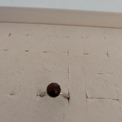 Bague argent et perle marron en verre