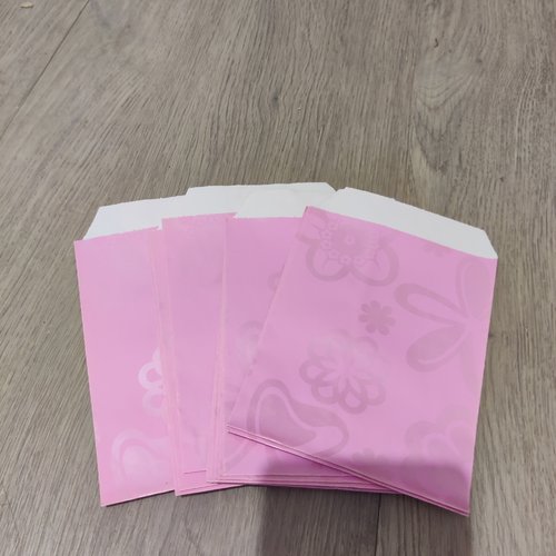 Lot de 10 pochettes cadeaux papier glacé rose