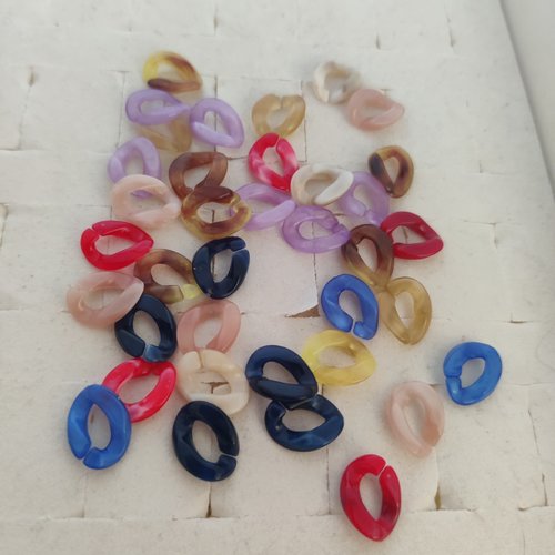 Lot de 41 perles acryliques acétate ovales de10mm