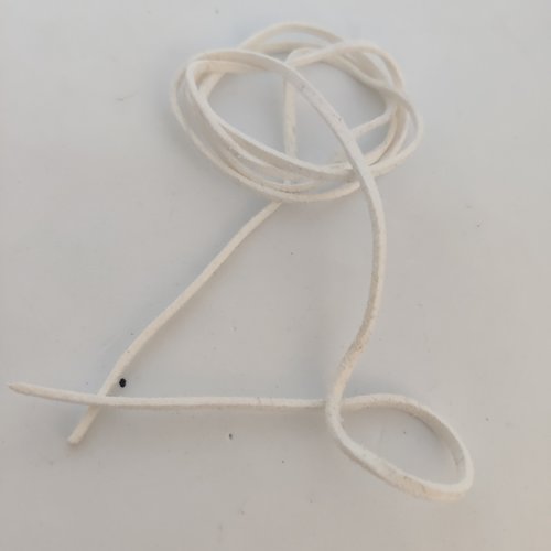 Lot de 2 cordons en nubuck blanc plat de 2.50mm