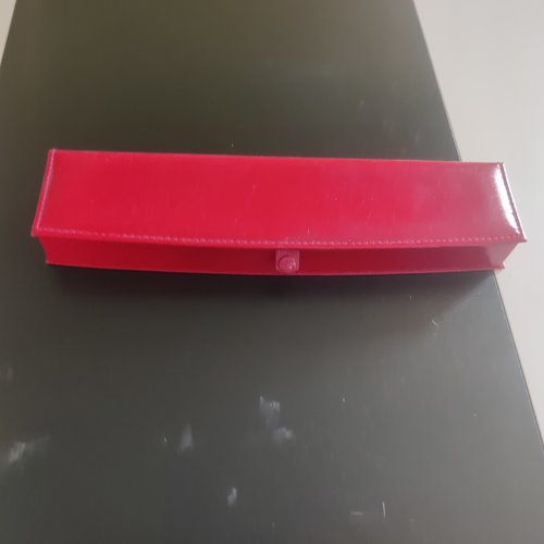 Ecrin à bijoux de luxe en cuir rouge