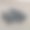 10 perles noires en hématite noire ou dorée en forme de cœur 8x2mm