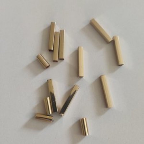 Lot de 5 perles longues en laiton doré rectangulaire et rondes
