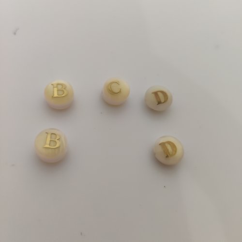Perles de l'alphabet en nacre naturel, naturel, rondes et plates 8mm