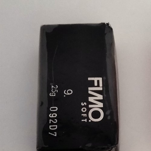 Pain de pâte argile de polymère fimo soft de 25g noir