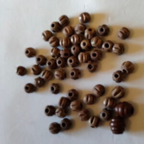 10 perles en plastique effet bois marron foncé
