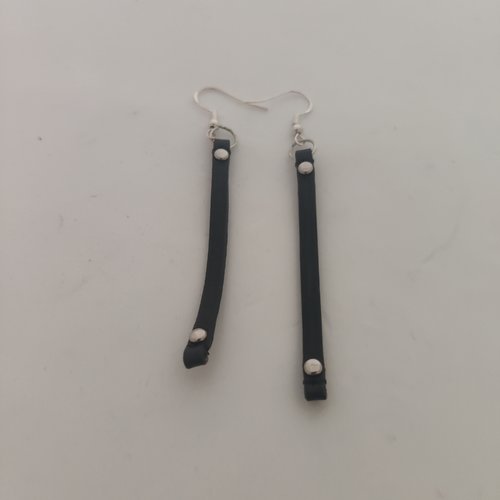Boucles d'oreilles cuir noir et argent