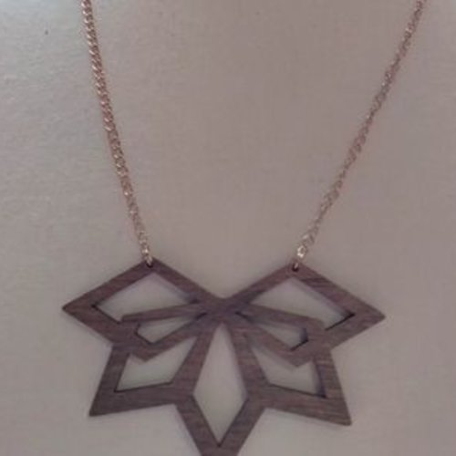 Collier pendentif bois et acier or