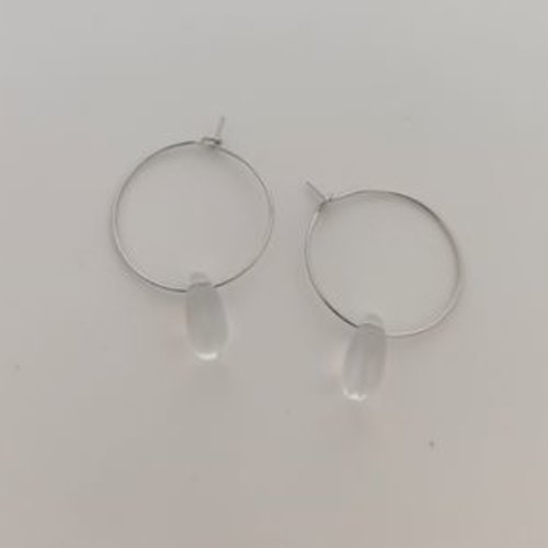 Boucles d'oreilles créoles acier et perle en verre