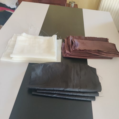 Chutes doublures polyester blanc noir et marron
