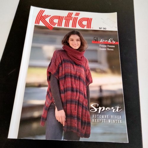 Revue crochet et aiguilles marque katia