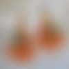 Boucles d'oreilles roseraie orange sur laiton avec des cristaux, résine, époxy, verre, couleurs de l'été façon nature