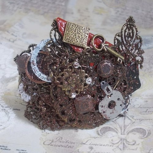 Bracelet ombre naviguant en (métal, laiton, cuir) bronze, argent, cognac et cuivre avec ses rouages façon steampunk